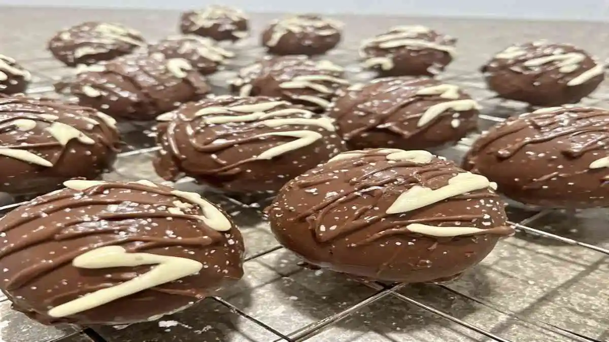 Baked Nutella Bombs