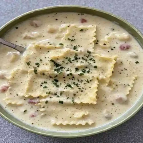 Easy Creamy Lasagna Soup