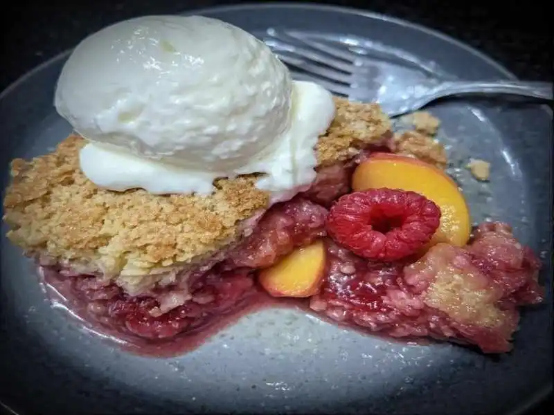 Easy Peach and Raspberry Cobbler