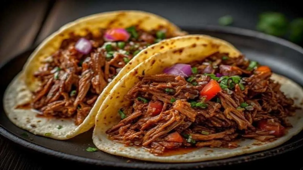 slow cooker BBQ pulled pork tacos