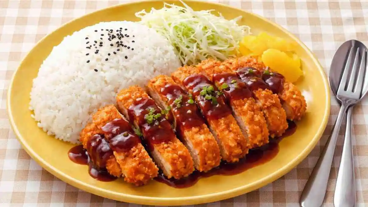 Japanese Katsu Bowls with Tonkatsu Sauce